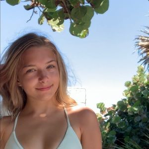 Meet your Posher, Mackenzie